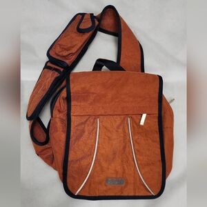 Karst Sling Bag